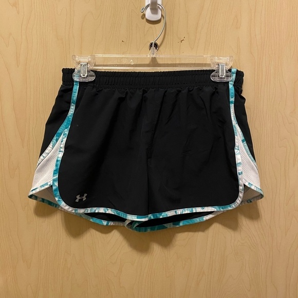 Womens under armour shorts - Picture 1 of 3